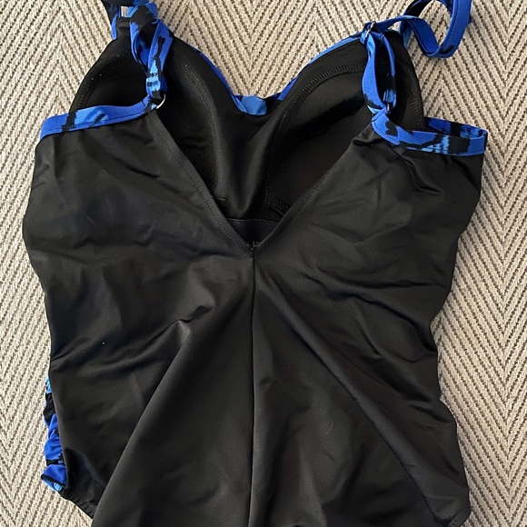 Magic Suit One Piece Bathing Suit - Picture 2 of 3